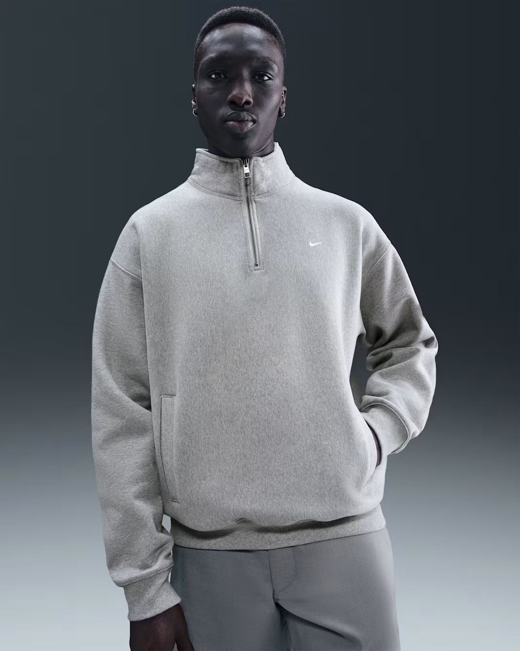 Pull 1/4 de Zip Nike Solo Swoosh